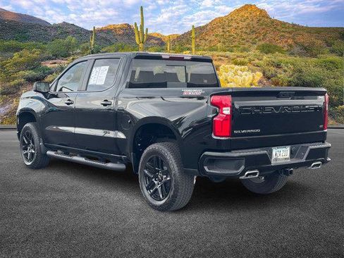 Used 2025 Chevrolet Silverado 1500 LT Trail Boss w/ Convenience Package II AWD/4WD image 7