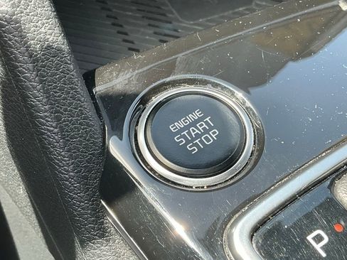 Used 2023 Kia Sportage X-Line AWD/4WD image 31