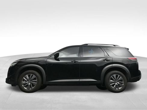 Used 2025 Nissan Pathfinder SV FWD image 35