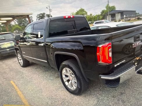 Used 2018 GMC Sierra 1500 SLT AWD/4WD image 5