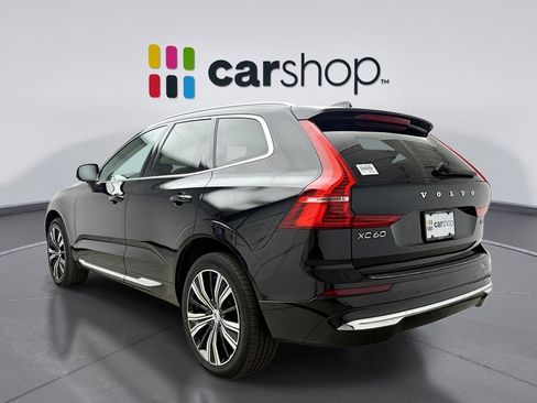Used 2022 Volvo XC60 B5 Inscription w/ Climate Package image 3