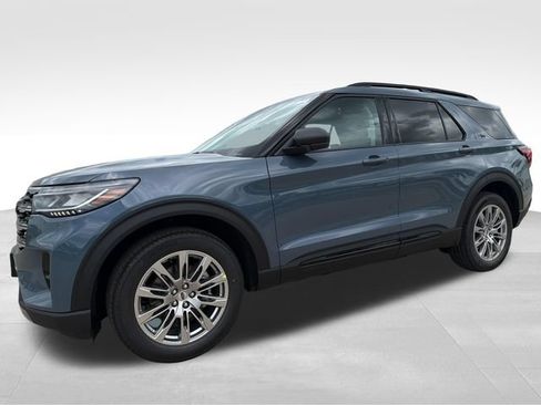 New 2026 Ford Explorer Active w/ Active Comfort Package AWD/4WD image 3