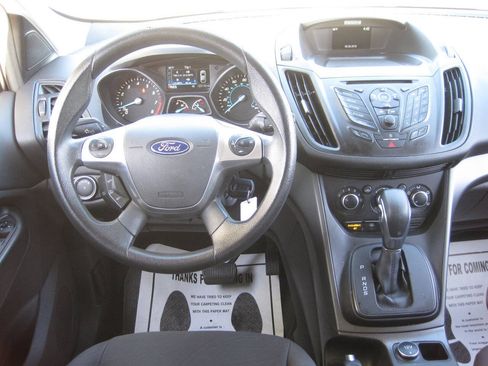 Used 2016 Ford Escape S FWD image 21