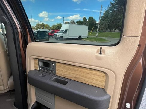 Used 2011 Ford F150 Lariat w/ Lariat Plus Pkg AWD/4WD image 49