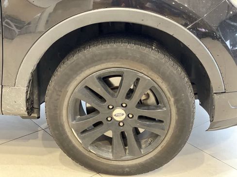 Used 2019 Ford Explorer XLT AWD/4WD image 13