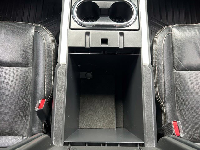 Used 2018 Nissan Titan SL w/ Chrome Package AWD/4WD image 21