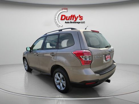 Used 2015 Subaru Forester 2.5i Premium AWD/4WD image 17