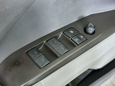 Used 2024 Toyota Camry SE w/ Convenience Package FWD image 27