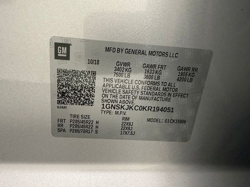 Used 2019 Chevrolet Suburban Premier AWD/4WD image 17