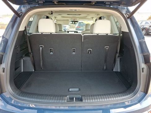Certified 2024 Kia Telluride EX w/ EX Captain's Chair Package image 31