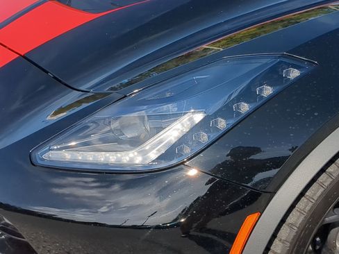 Used 2017 Chevrolet Corvette Z06 w/ Chrome Badge Package image 36