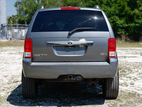 Used 2007 Chrysler Aspen Limited AWD/4WD image 9