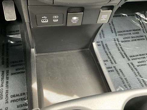 Used 2026 Honda Odyssey Elite image 15