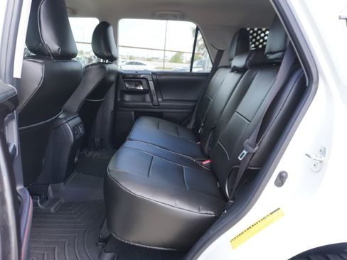 Used 2024 Toyota 4Runner TRD Off-Road image 18