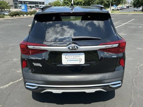 Used 2021 Kia Seltos EX AWD/4WD image 4
