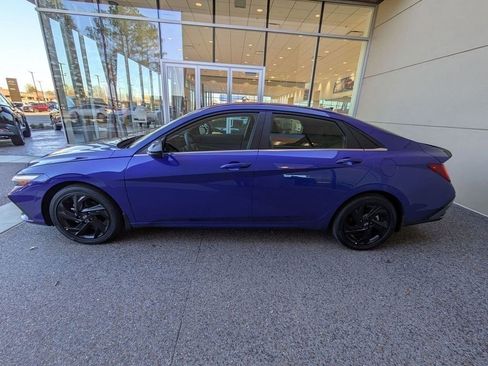 New 2026 Hyundai Elantra SEL Sport Premium FWD image 2