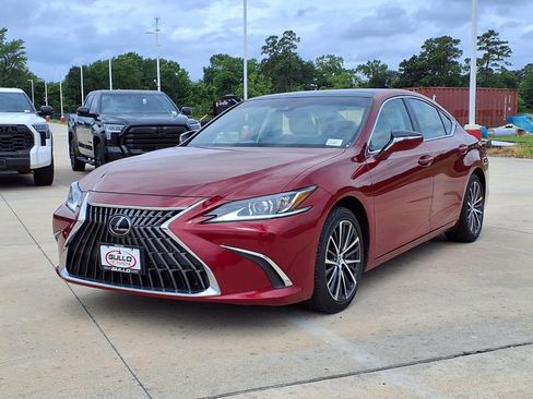 Used 2023 Lexus ES 350 w/ Premium Package FWD image 3