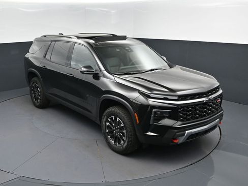 New 2026 Chevrolet Traverse Z71 w/ Driver Confidence Package image 1