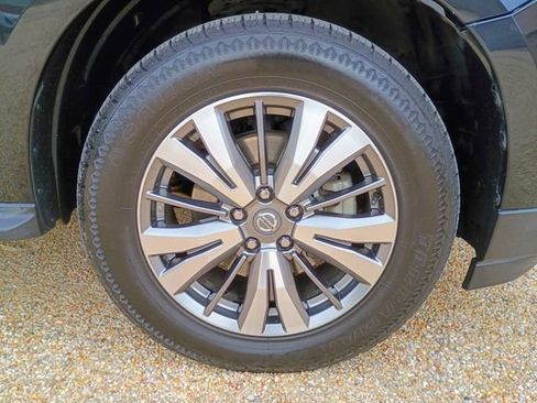 Used 2020 Nissan Pathfinder SL image 21