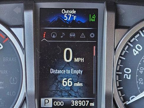 Used 2023 Toyota Tacoma SR5 image 9