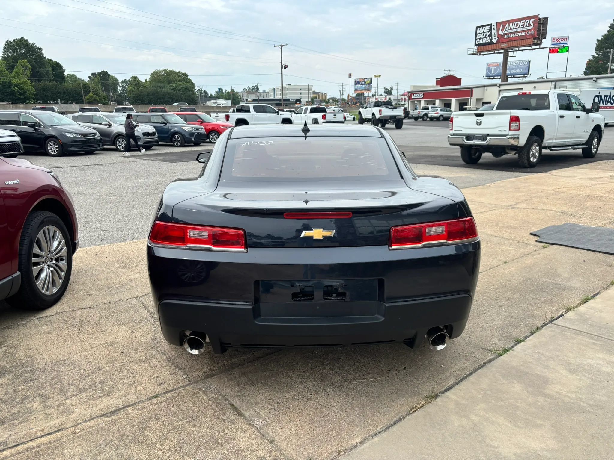 Used 2014 Chevrolet Camaro LS RWD image 5
