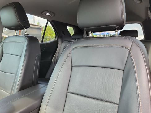 Used 2019 Chevrolet Equinox Premier FWD image 11