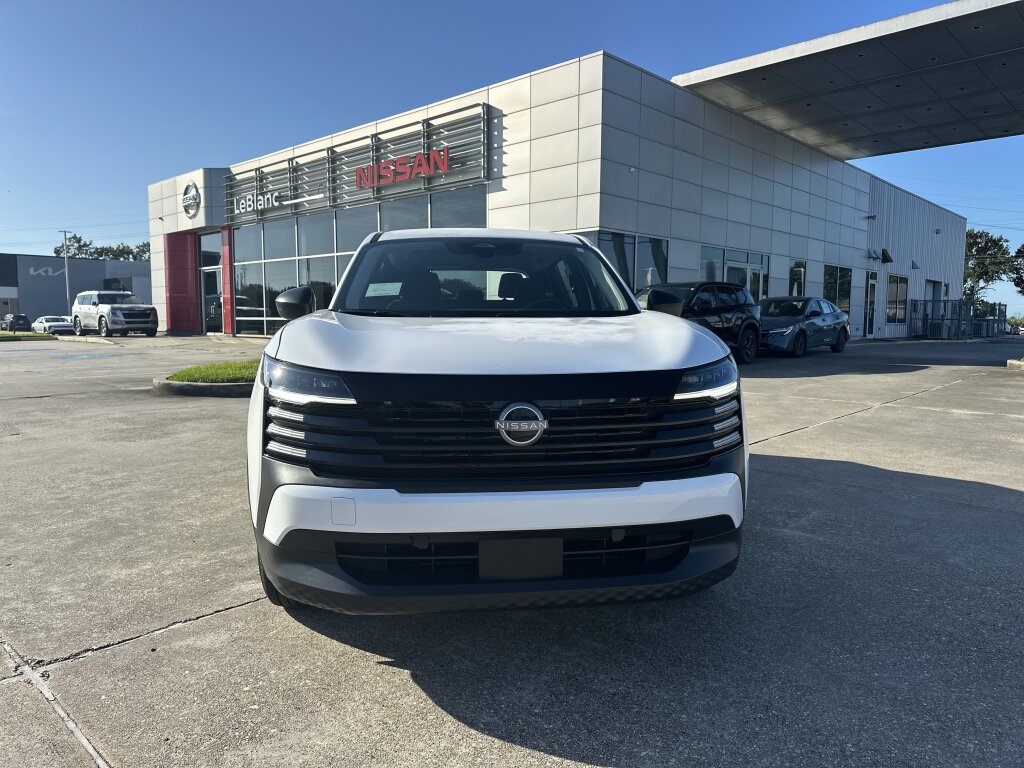 New 2027 Nissan Kicks S FWD image 4