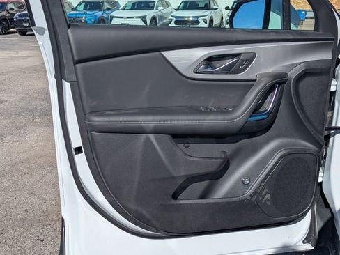 New 2025 Chevrolet Blazer LT w/ Convenience Package image 12