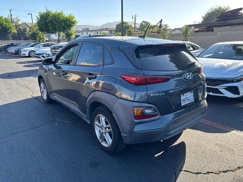 Used 2020 Hyundai Kona SE FWD image 3