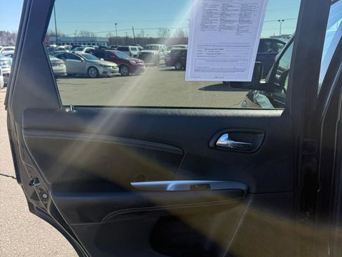 Used 2012 Dodge Journey R/T w/ Flexible Seating Group image 12