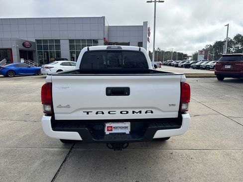 Used 2023 Toyota Tacoma SR image 4