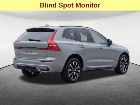 Used 2024 Volvo XC60 B5 Core w/ Protection Package Premier AWD/4WD image 5