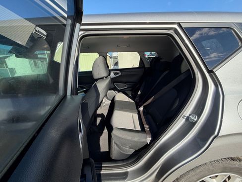 Used 2025 Kia Soul LX w/ LX Technology Package image 23