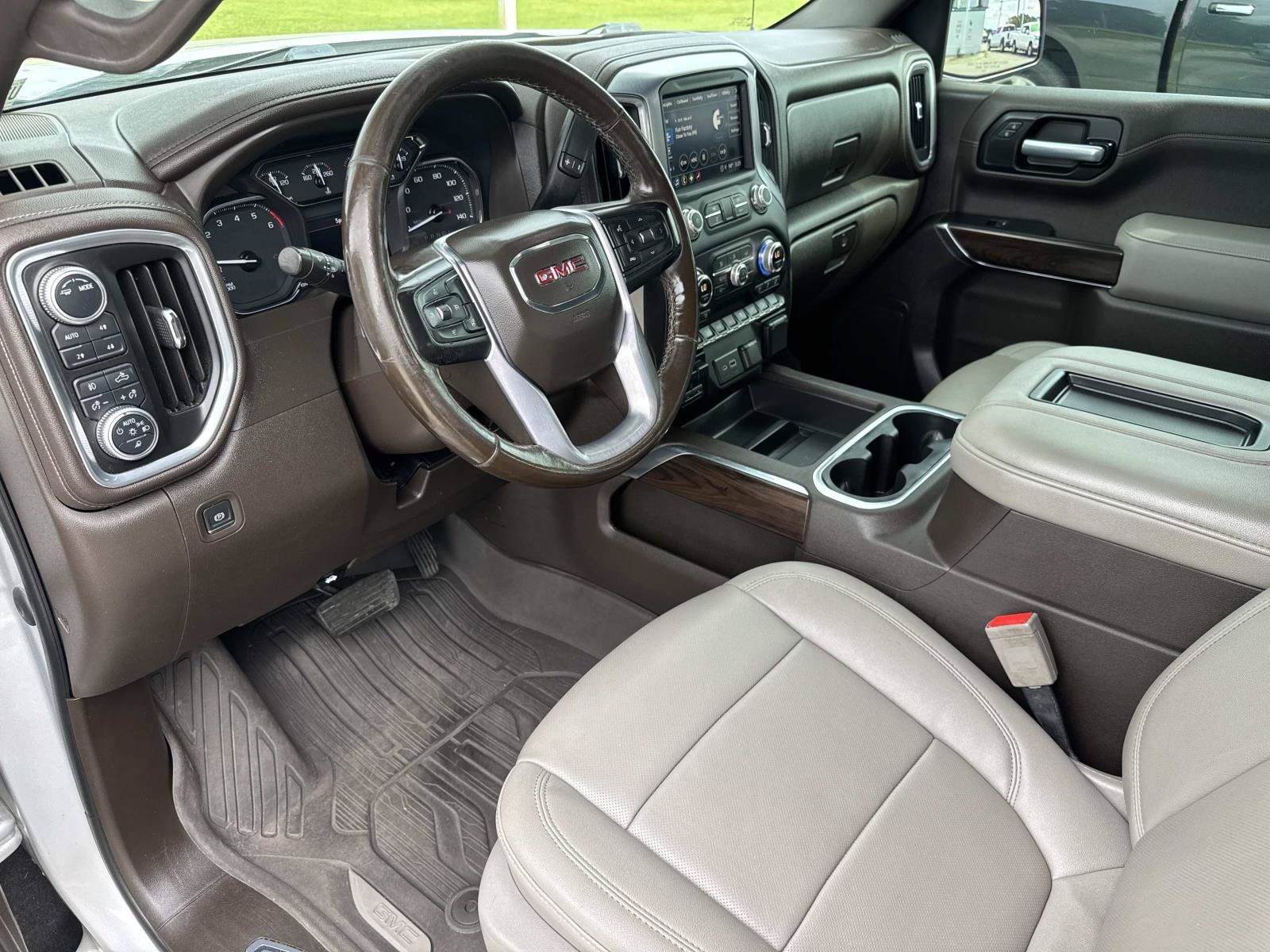 Used 2021 GMC Sierra 1500 SLT w/ SLT Premium Package AWD/4WD image 27