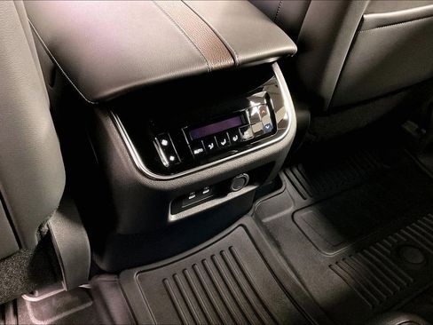 New 2026 Nissan Armada SL w/ Captain's Chari Seat Package AWD/4WD image 41
