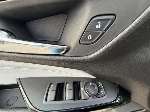 New 2026 Chevrolet Trax LT w/ Driver Confidence Package image 13