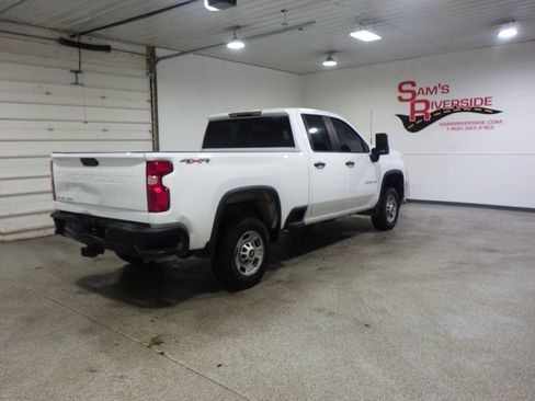 Used 2022 Chevrolet Silverado 2500 W/T w/ WT Convenience Package AWD/4WD image 4