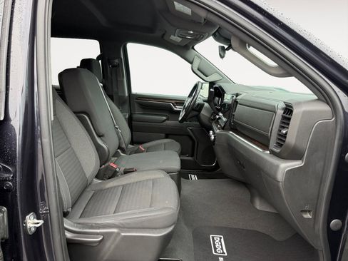 Used 2022 GMC Sierra 1500 SLE image 19