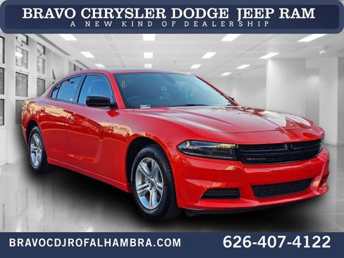 Used 2023 Dodge Charger SXT image 1
