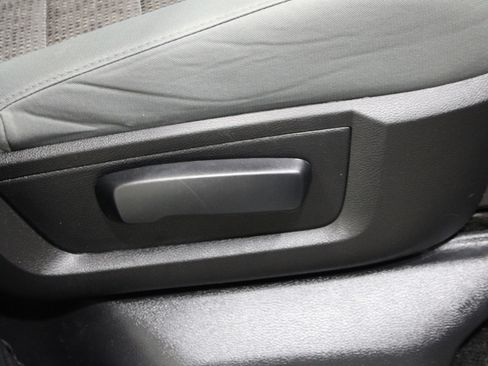 Used 2017 RAM 1500 Big Horn AWD/4WD image 21