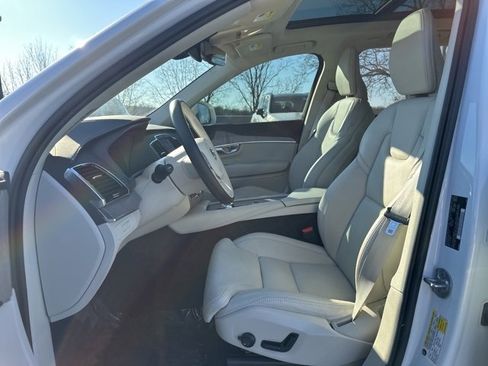 Certified 2024 Volvo XC90 T8 Ultimate image 18