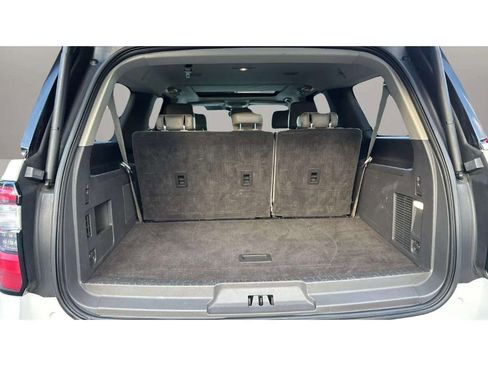 Used 2021 Ford Expedition Max Limited image 10