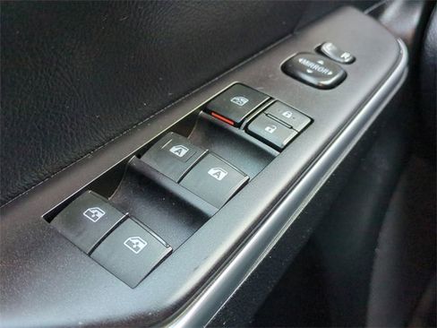 Used 2017 Toyota Camry SE image 21