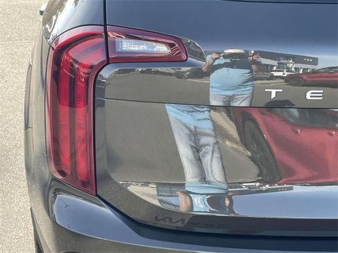 Certified 2023 Kia Telluride S w/ S Sunroof Package image 16