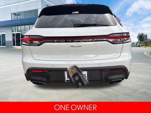 Used 2022 Porsche Macan AWD/4WD image 5
