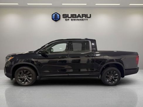 Used 2023 Honda Ridgeline Sport image 2