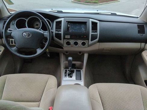 Used 2008 Toyota Tacoma PreRunner RWD image 14