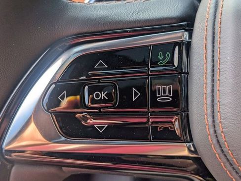 Certified 2026 Jeep Grand Cherokee Summit AWD/4WD image 16