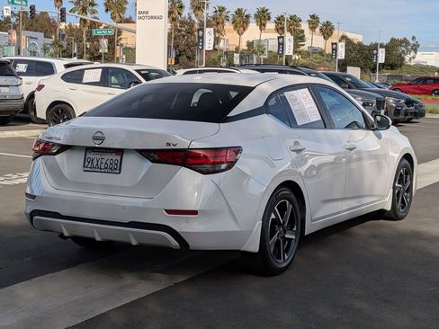 Used 2024 Nissan Sentra SV image 6
