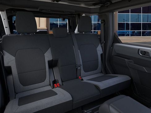 New 2025 Ford Bronco Base image 11